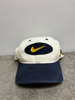 Vintage Nike Michigan Wolverines 90s StrapBack Hat White/Navy Blue/Gold OSFA